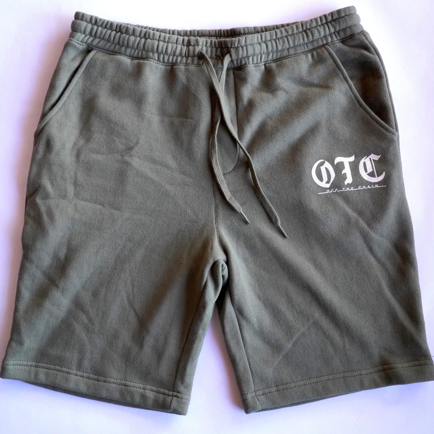 OLIVE GREEN SWEAT SHORTS